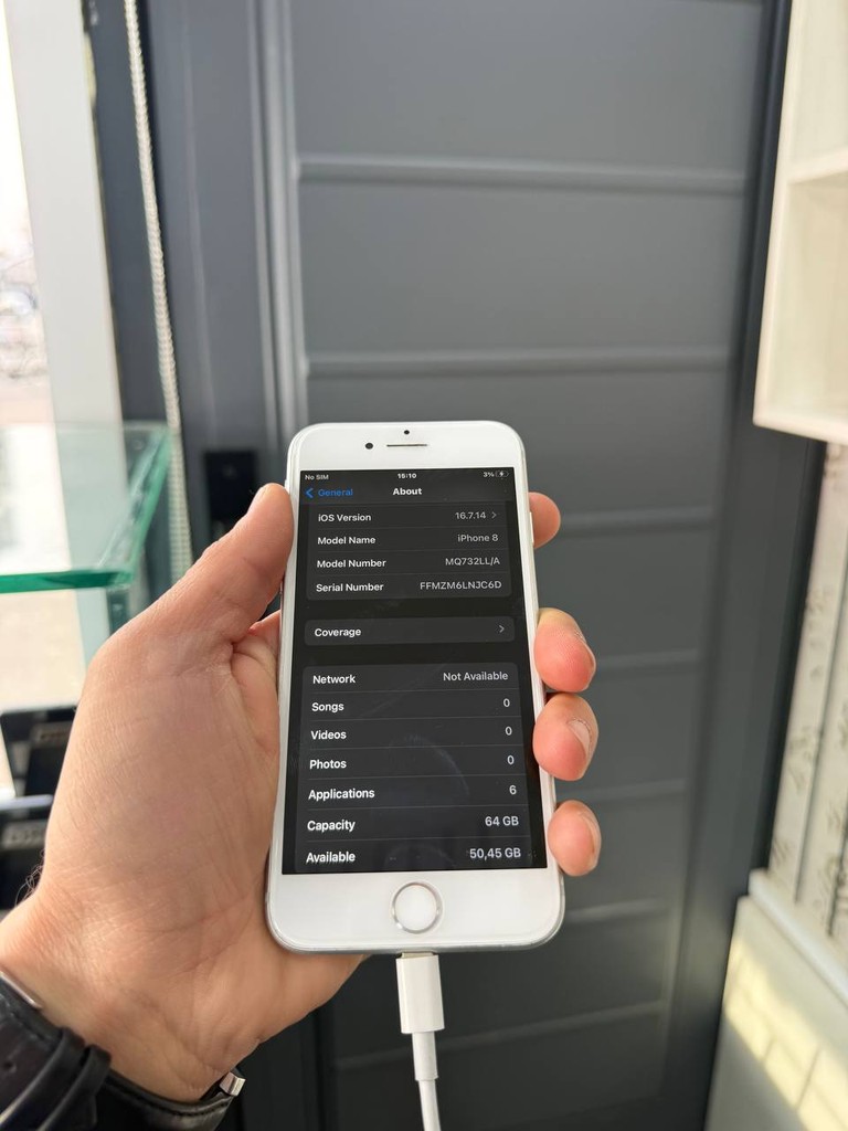 iPhone 8, 64GB, Ideal holat image 1