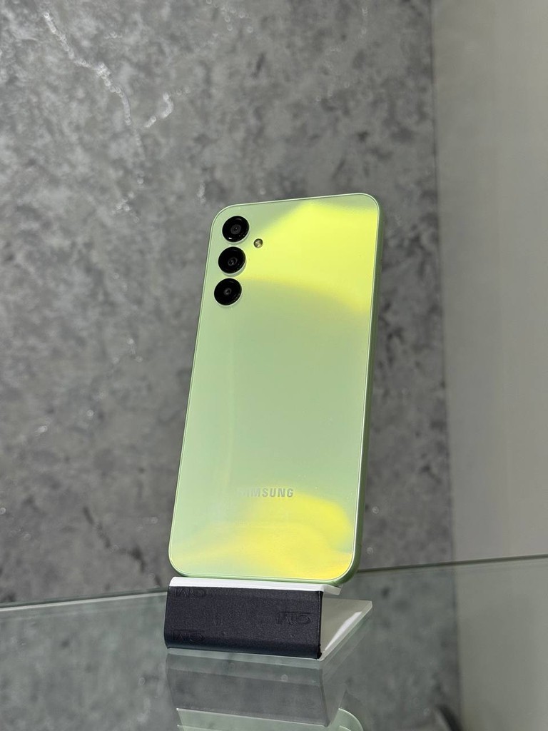 Galaxy A24 128GB image 1