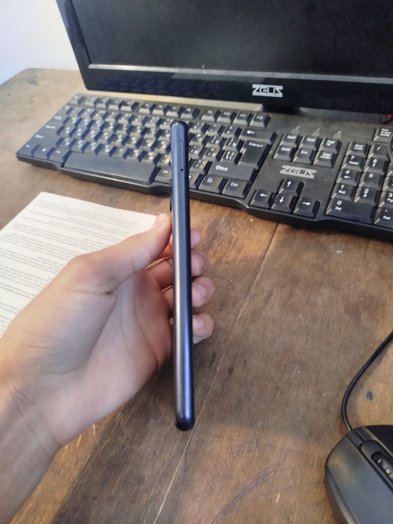 Samsung Galaxy A04 4GB RAM 64GB image 5