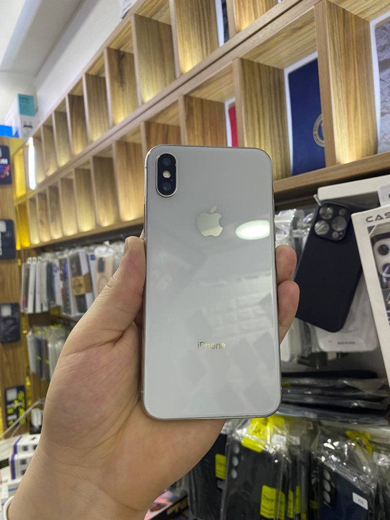 iPhone X 256GB - 10/10 holat, 10 kun garantiya image 1