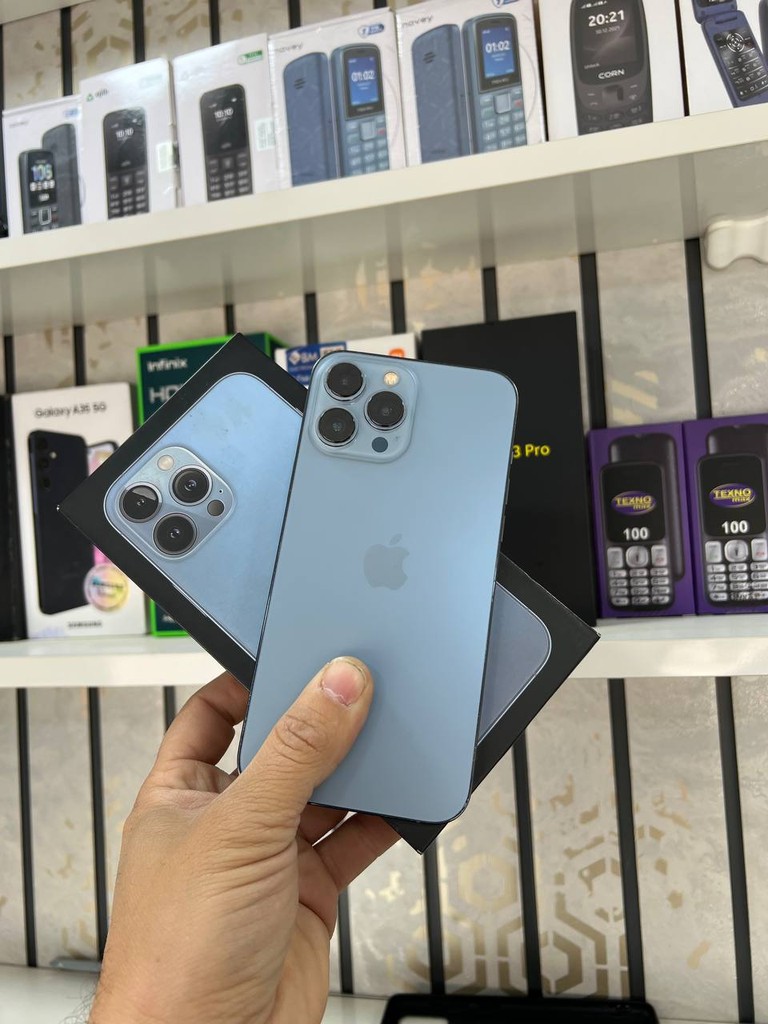 iPhone 13 Pro Max 1TB – Box & Papers, FaceTime, 100% Battery image 3