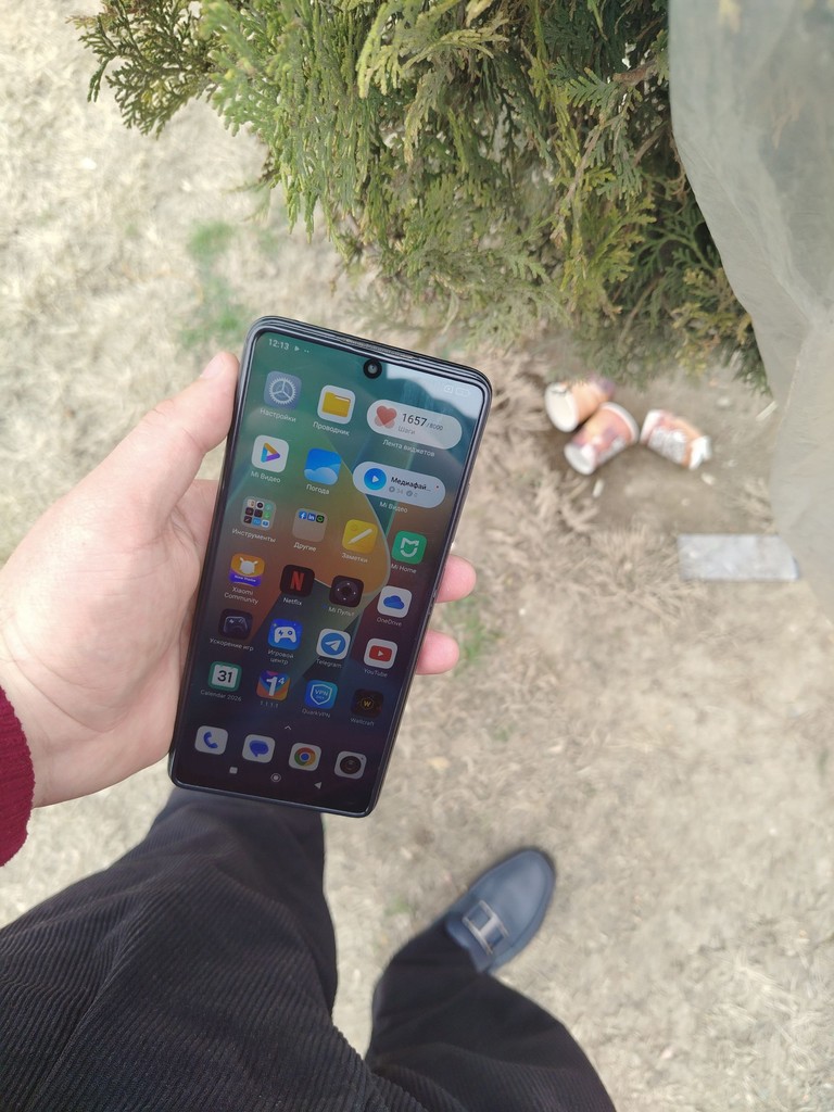 Redmi Note 12 Pro 6/128GB, orqa panel singan, ishlaydi image 4