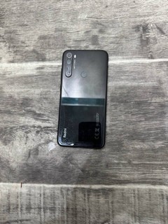 Redmi Note 8, 64GB — ishlaydi, oq dog'i bor