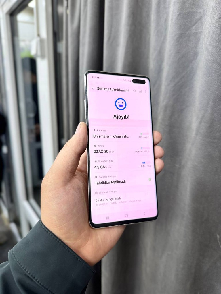 Samsung S10 5G - 256GB, 8GB RAM, LIKE_NEW image 3