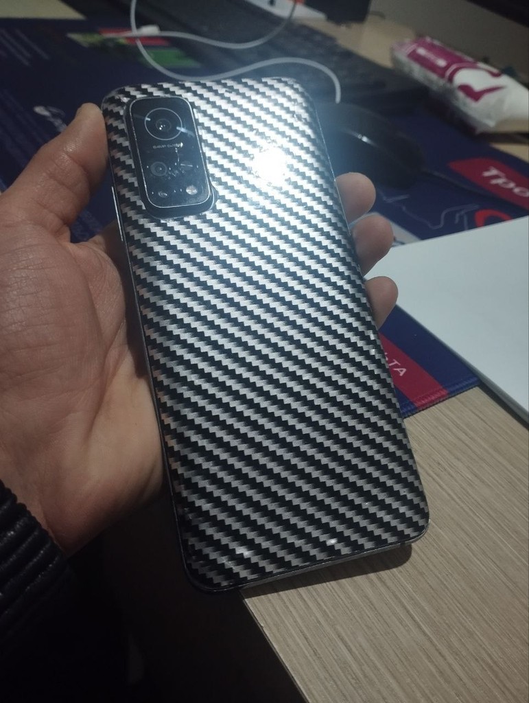 Mi 10T - 144Hz ekran, 8K kamera, 5G - faqat almashish image 7