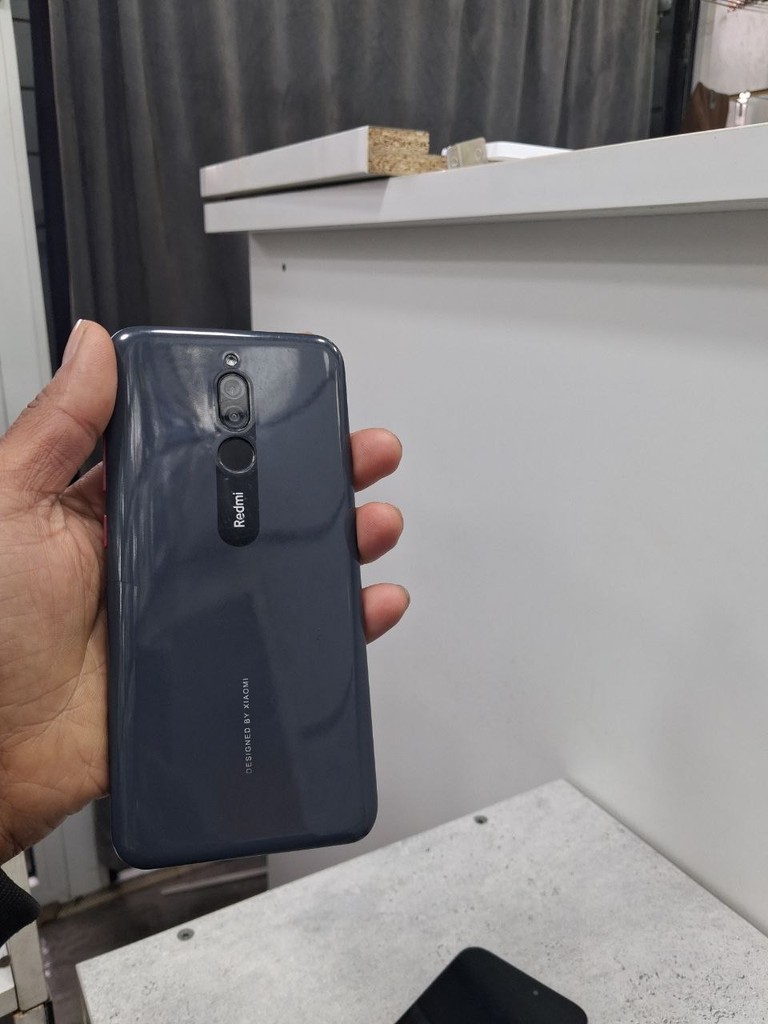 Redmi 8, 64GB, yaxshi holatda image 2