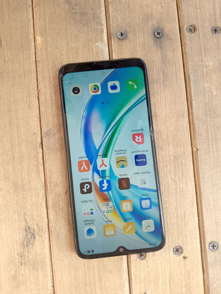 Xonir X5B Plus 128GB, 400min, ishlayotgan tel, orqa kamera oynasi singan image 2