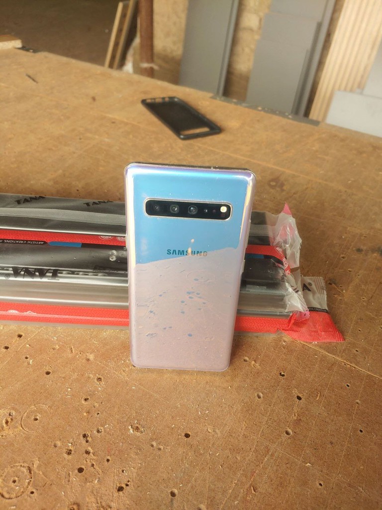 Samsung Galaxy S10 5G – ishlatilgan, yaxshi holatda image 4
