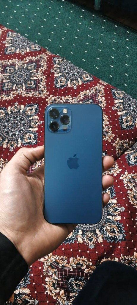iPhone 12 Pro 256GB — Ideali 10/10, kameralar tiniq image 1