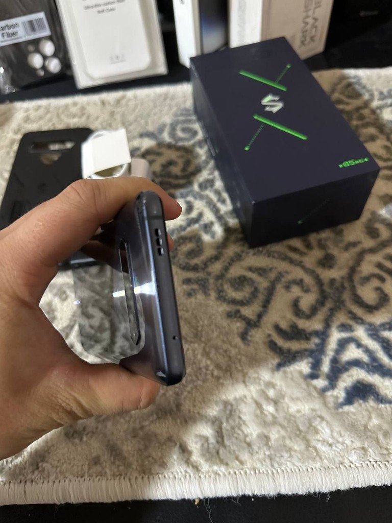 Black Shark 4 Pro 128/12+12GB, 120W zaryadlovchi, holati NEW image 3