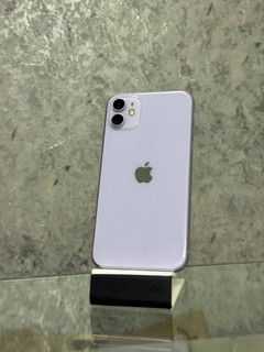 iPhone 11 64GB, ekran ta'mirlangan, ishlaydi