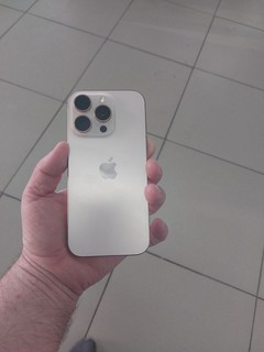 Apple iPhone 16 Pro - ideal condition, original 2 cases