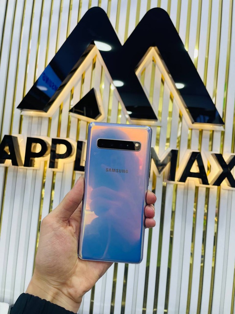 Samsung S10 5G 256GB Silver - LIKE_NEW image 1