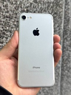 Iphone 7, 32GB, ishlaydi, IMEI tekshirilgan