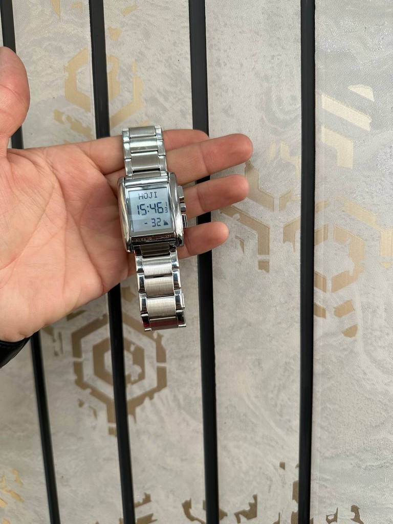 Al Fajr soat – ideal holatda image 1