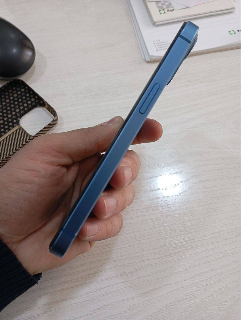 iPhone 13, 128GB, ko'k - ekran va batareya almashtirilgan, Face ID ishlaydi image 4