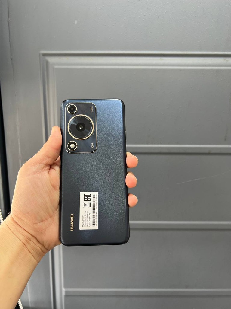 Huawei Y72 8 GB RAM / 128 GB, 2 SIM image 2