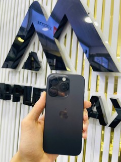 iPhone 15 Pro 128GB Black Titanium - 10/10, 30 kun kafolat