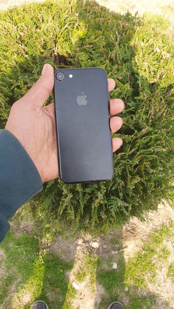 iPhone 7 128GB — IMEI tekshirilgan, toza, ishlayotgan image 2