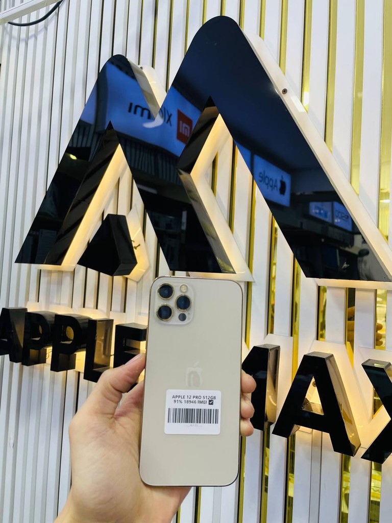 Apple iPhone 12 Pro 512GB - Gold, 91% battery, 10/10 condition image 1