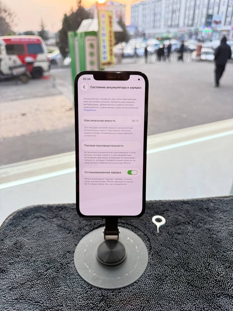 iPhone 12 Pro 128GB LL/A - LIKE_NEW, 95% batt, 250$ image 2