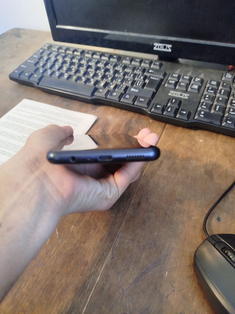 A04 4GB RAM, 64GB — telefon image 4
