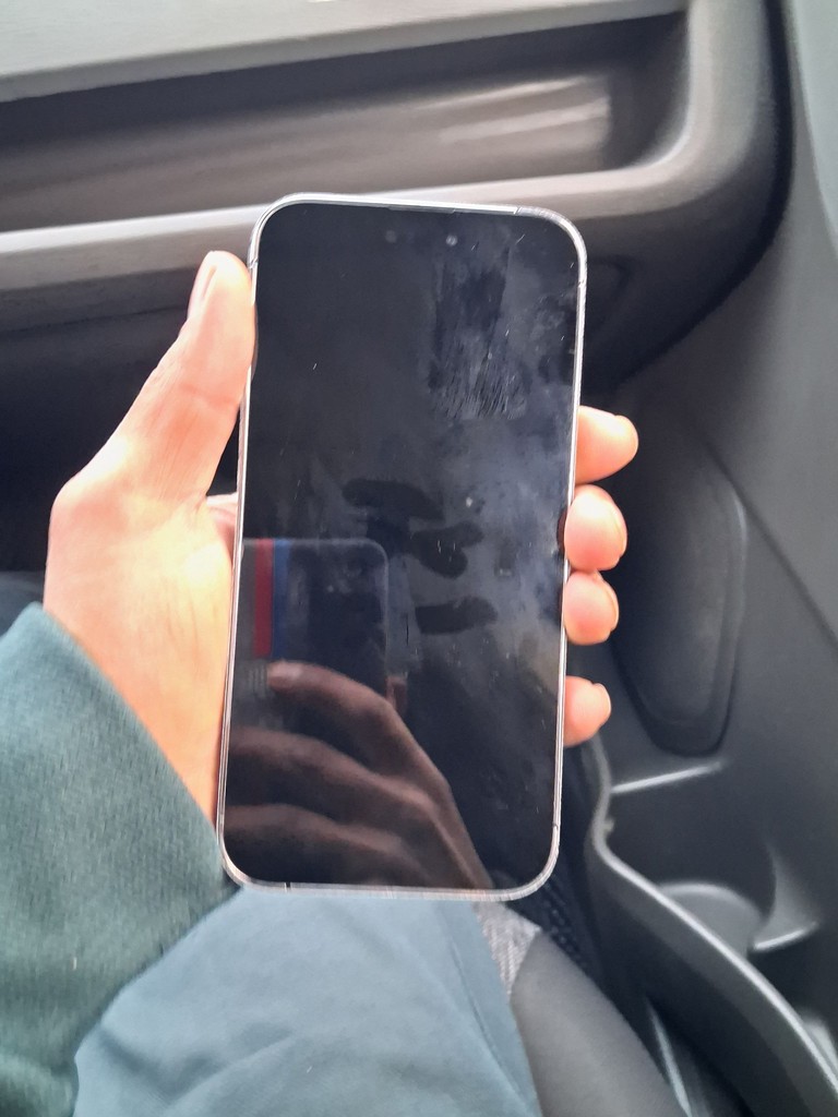 iPhone 14 Pro Max - deyarli yangi, yaxshi holatda image 3