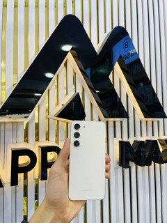 Samsung S23 128GB, 3900mAh, White, 30 kun garanti