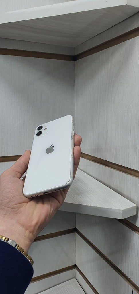iPhone 11 128GB, USED, Face ID yo'q, True Tone image 2